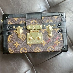 LV BAG